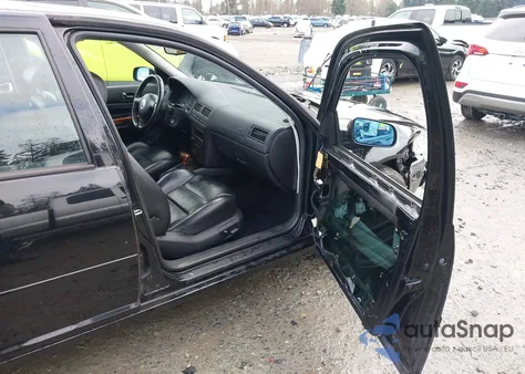 2000 Volkswagen Jetta Glx from USA, damaged, VIN 3VWTE29M2YM047276